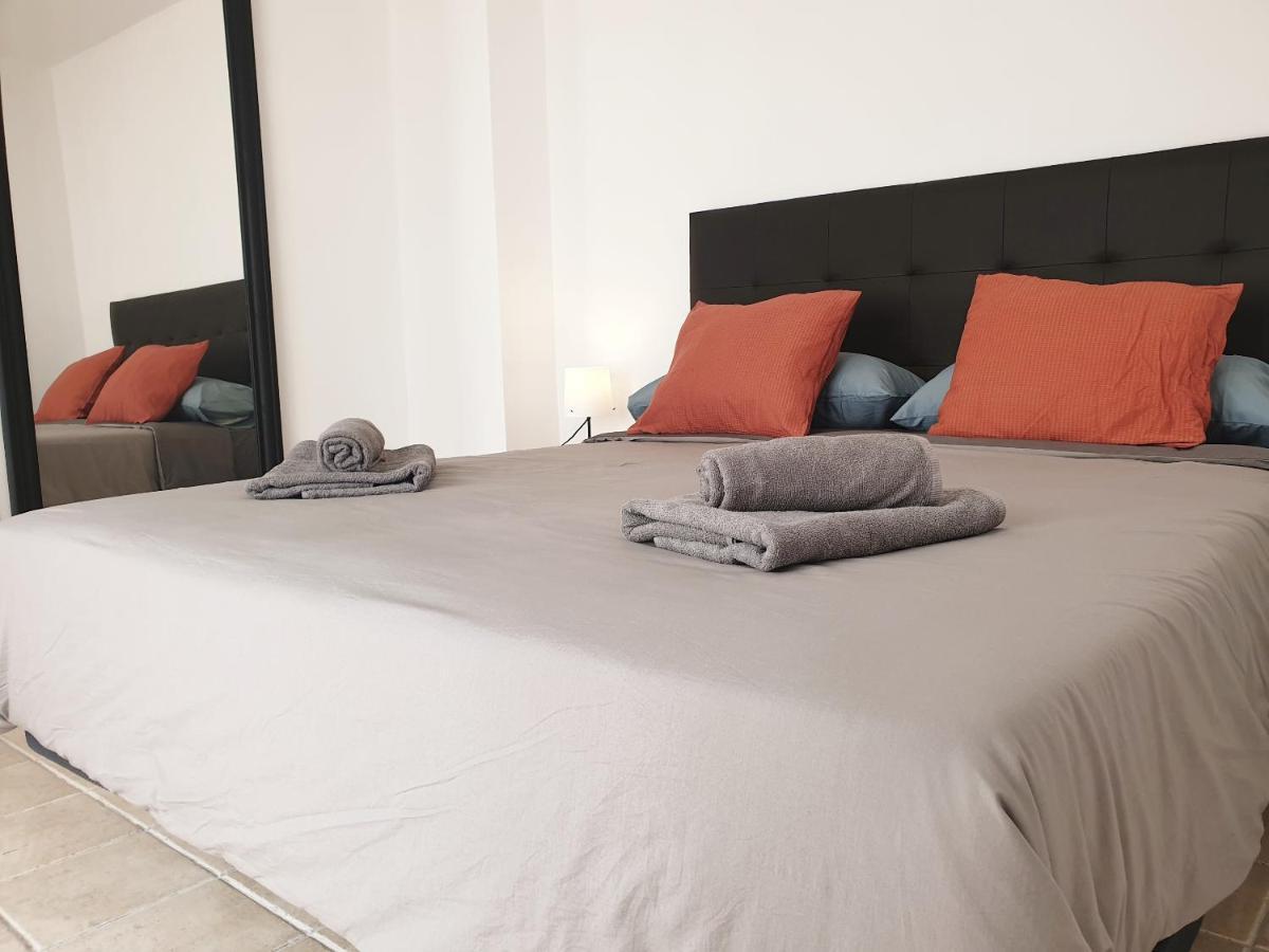 Economical Homes In Center Малага Экстерьер фото