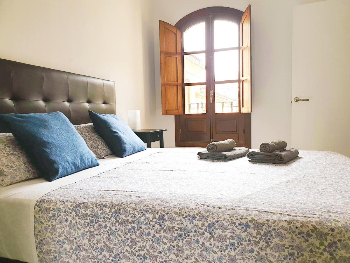 Economical Homes In Center Малага Экстерьер фото