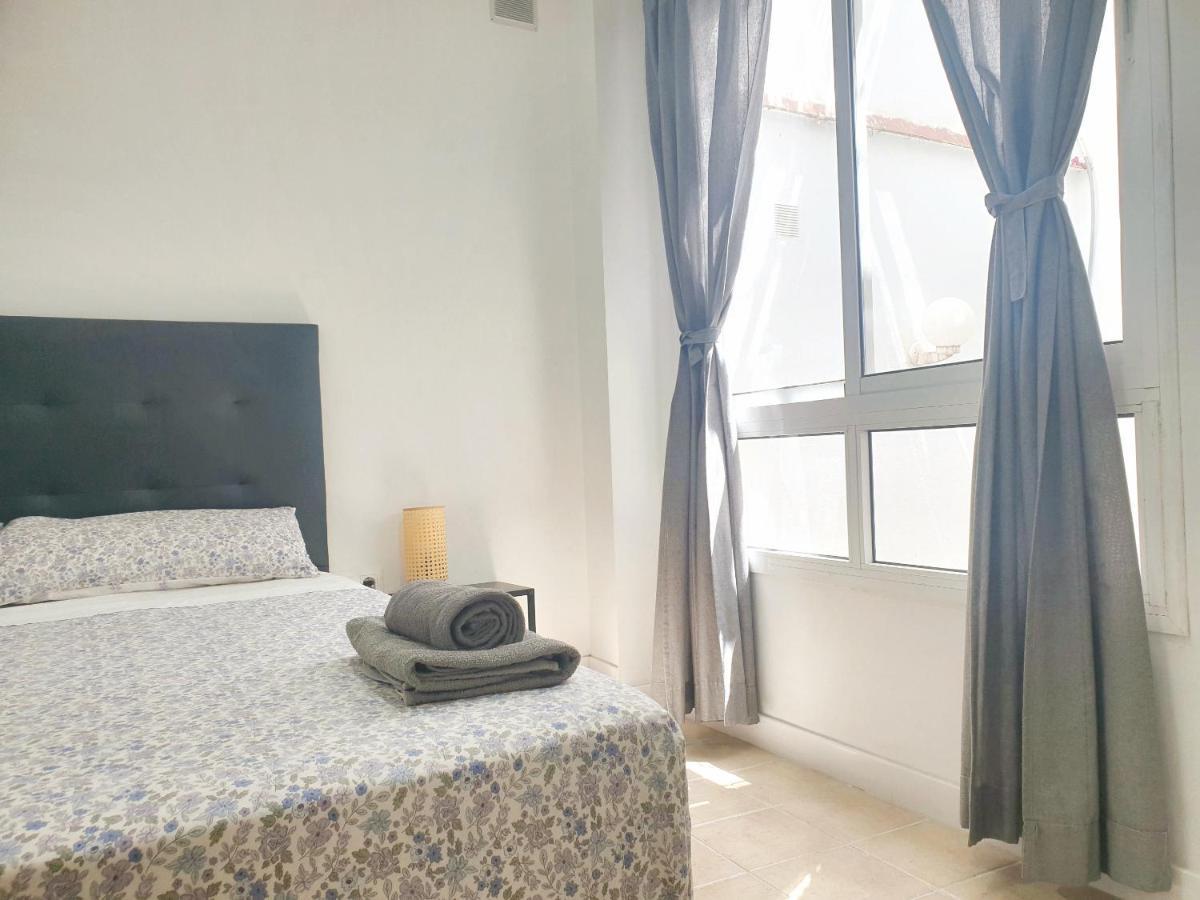 Economical Homes In Center Малага Экстерьер фото